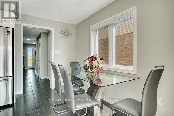 59 John Brabson Crescent, Guelph, Ontario  N1G 0G5 - Photo 8 - X12021547