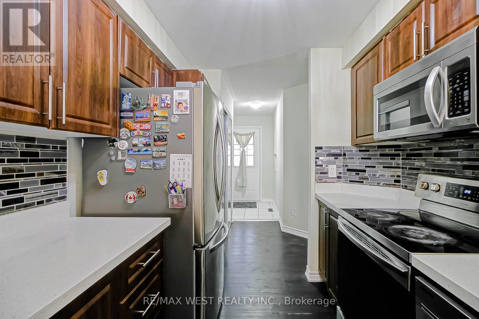 Property at 12 - 6400 LAWRENCE AVENUE E image 5