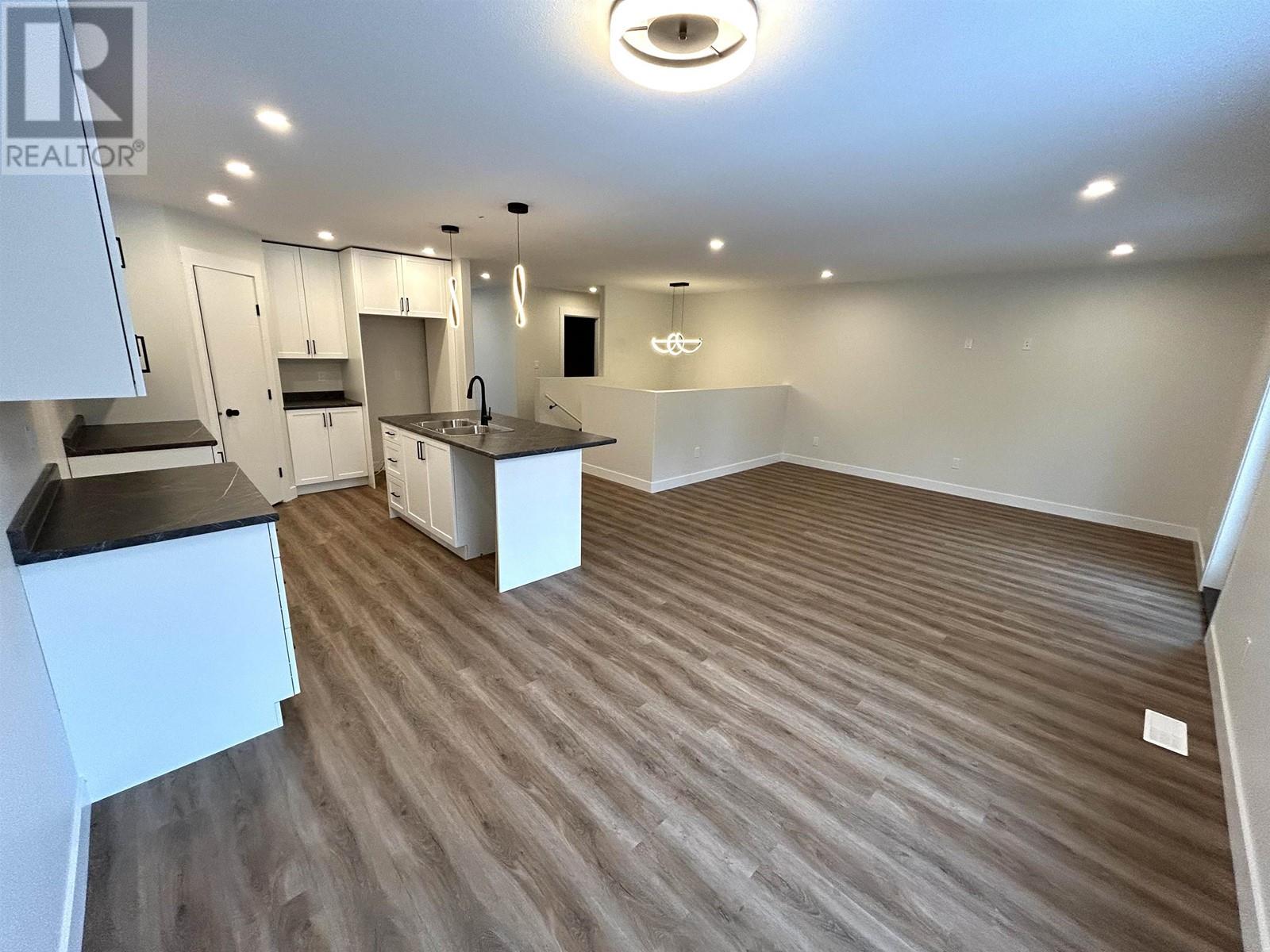 5452 W Venta Drive, Prince George, British Columbia  V2K 0B6 - Photo 9 - R2934842