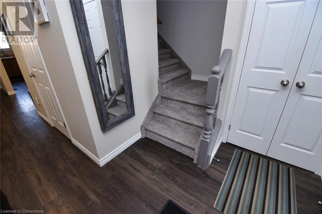 Property at 56 MUSCOT Drive image 4