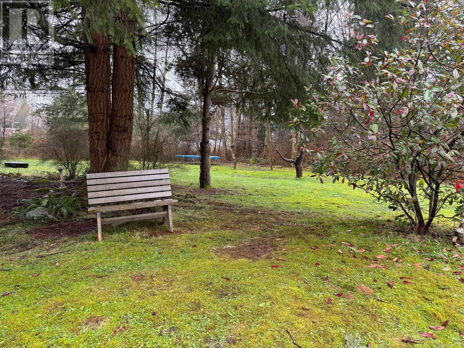 1574 Burton Road, Gibsons, British Columbia  V0N 1V2 - Photo 3 - R2976809