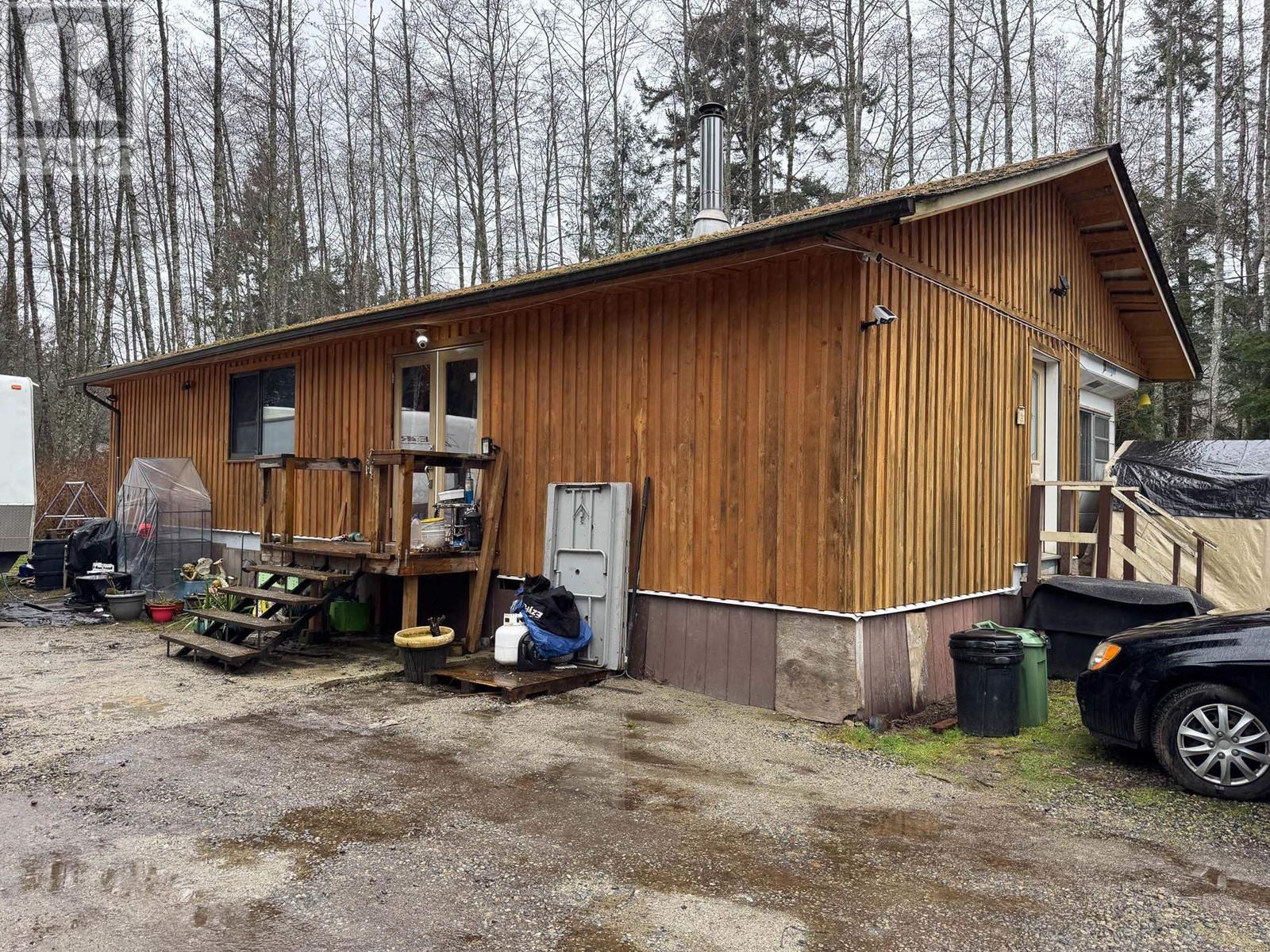 Property at 1574 BURTON ROAD image 3