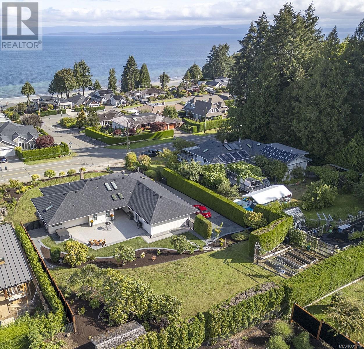 274 Crescent Rd W, qualicum beach, British Columbia V9K1J9