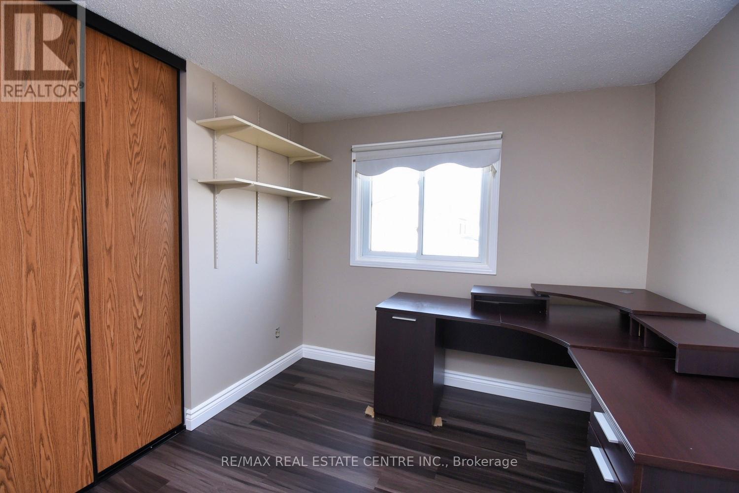 56 Muscot Drive, Hamilton, Ontario  L8J 2B3 - Photo 21 - X12021620