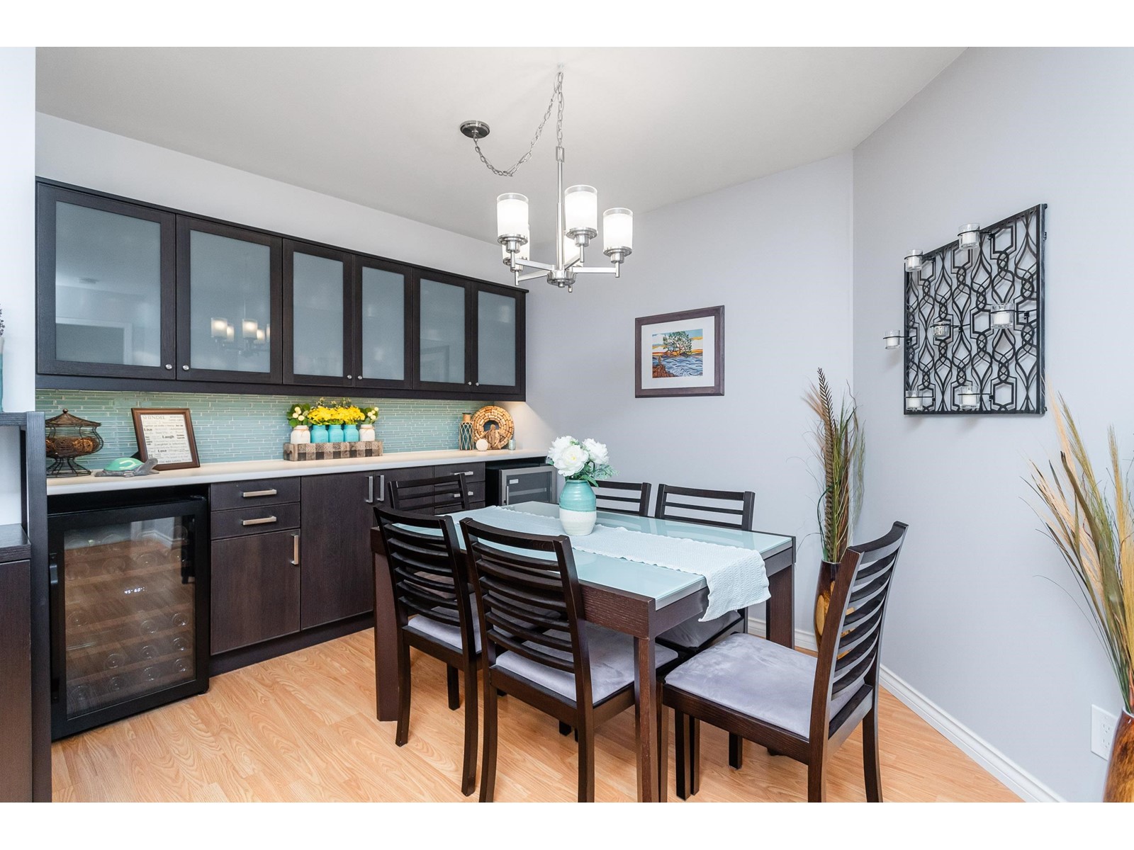 301 12088 66 Avenue, Surrey, British Columbia  V3W 1Z9 - Photo 3 - R2961962