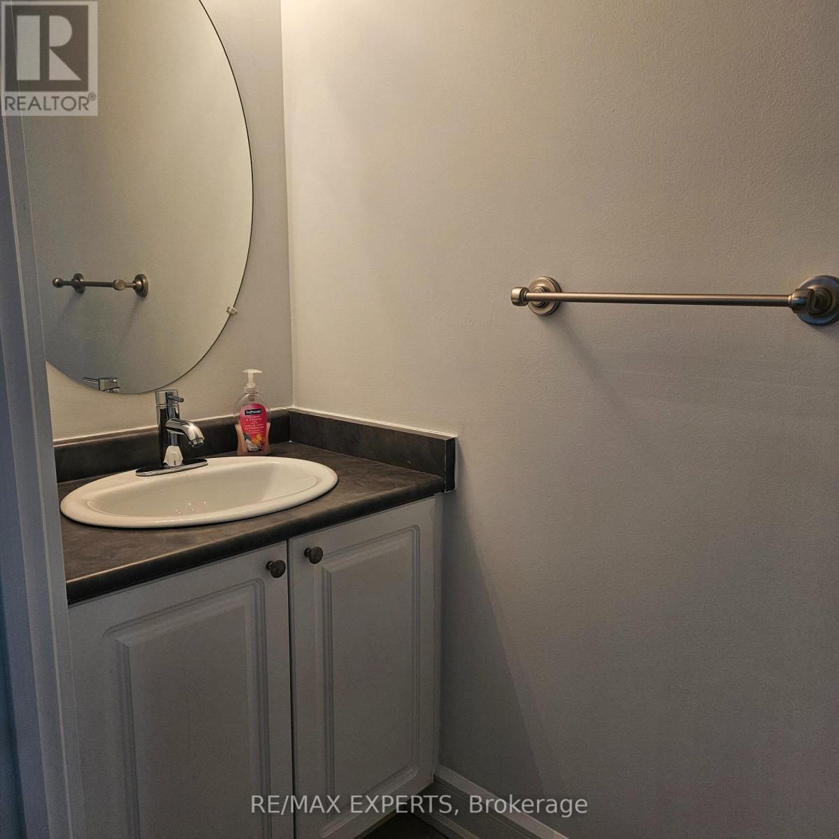 426 - 200 Manitoba Street, Toronto (Mimico), Ontario  M8Y 3Y9 - Photo 7 - W12021633