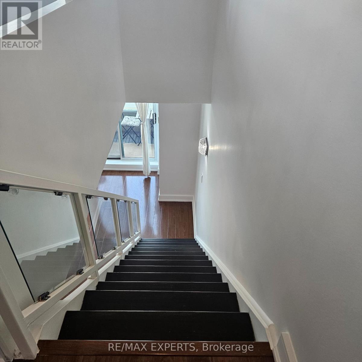 426 - 200 Manitoba Street, Toronto (Mimico), Ontario  M8Y 3Y9 - Photo 8 - W12021633