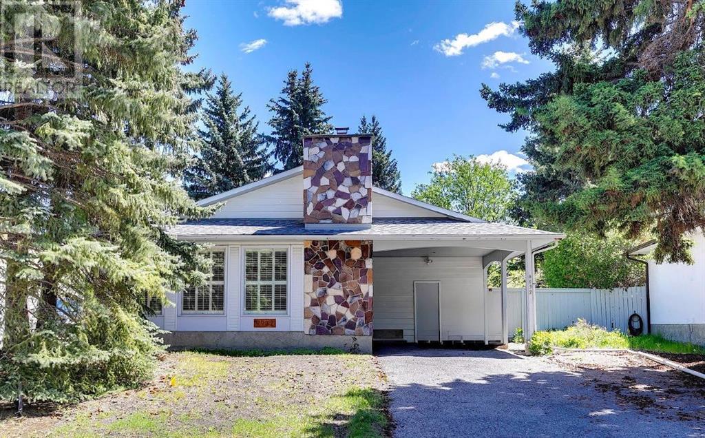 9932 Oakridge Road Sw, Calgary, Alberta  T2V 4A5 - Photo 1 - A2200135