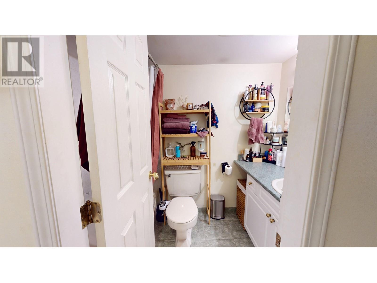 204 1484 Charles Street, Vancouver, British Columbia  V5L 2S8 - Photo 5 - R2977629
