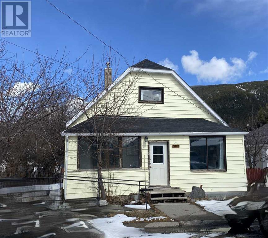 13009 18 Avenue, blairmore, Alberta