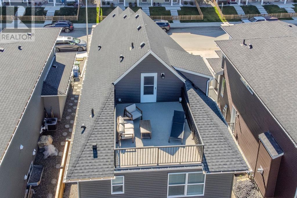 427 Rivercrest Boulevard, Cochrane, Alberta  T4C 2V1 - Photo 2 - A2198067