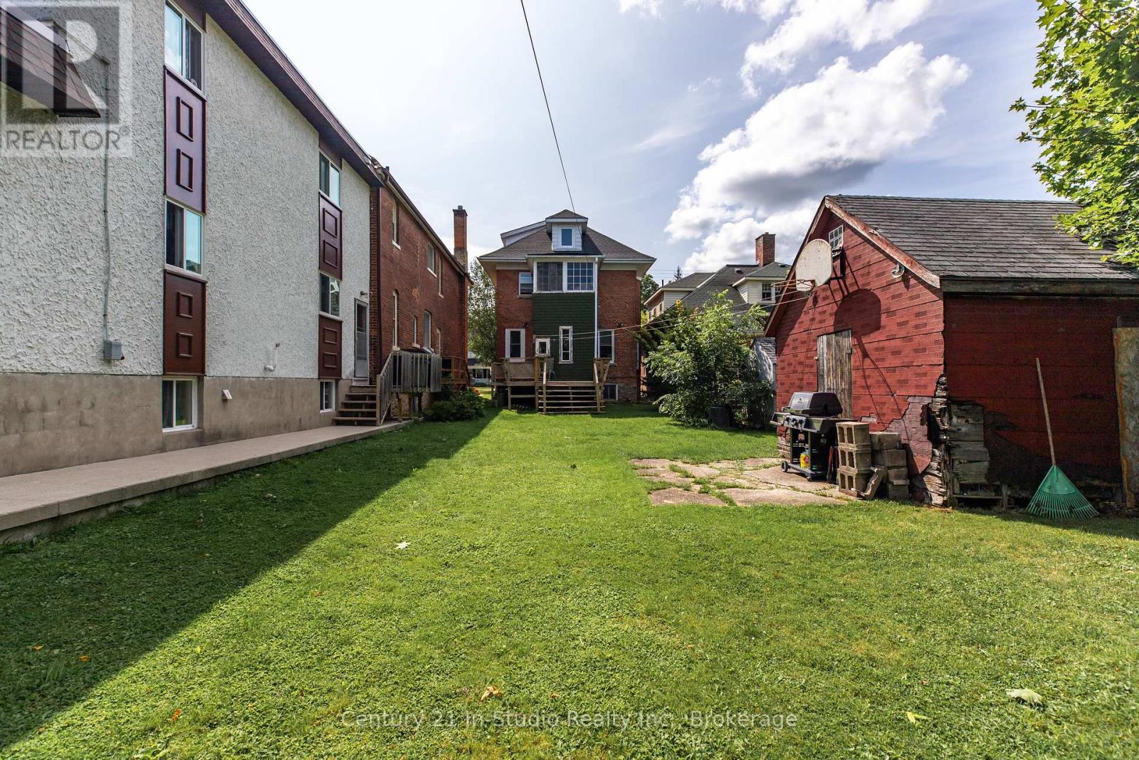 446 9th Street E, Owen Sound, Ontario  N4K 1P3 - Photo 4 - X12020110