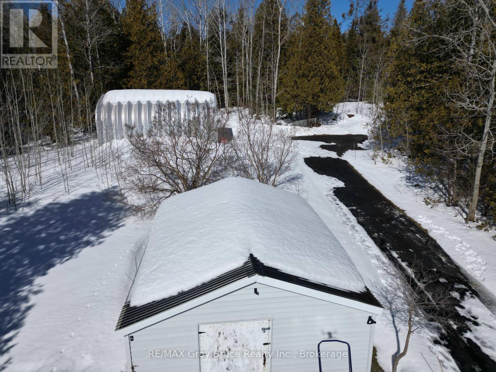 98 Tamarac Road, Northern Bruce Peninsula, Ontario  N0H 2M0 - Photo 24 - X12021703