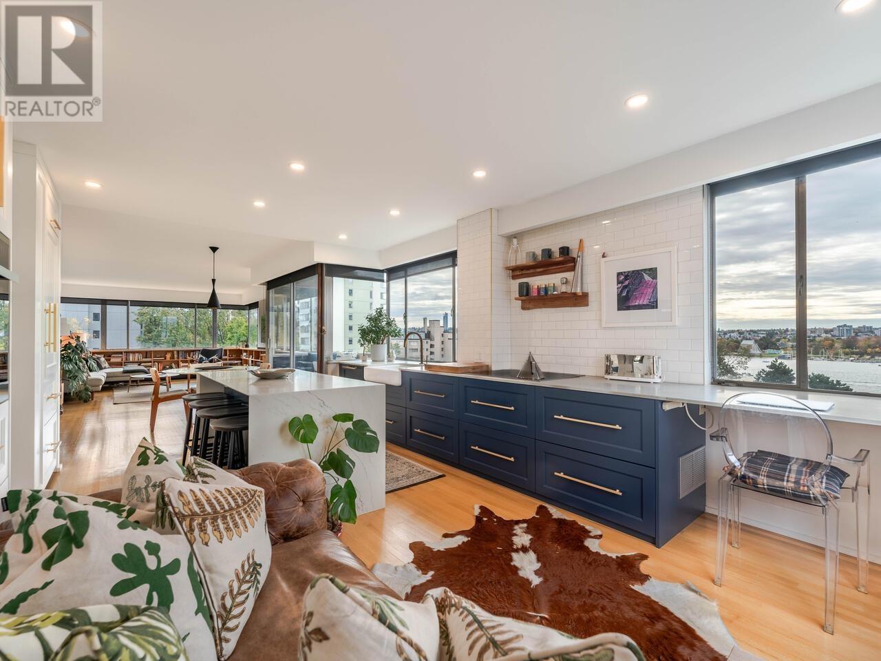 Listing Picture 6 of 20 : 604 1315 CARDERO STREET, Vancouver / 溫哥華 - 魯藝地產 Yvonne Lu Group - MLS Medallion Club Member