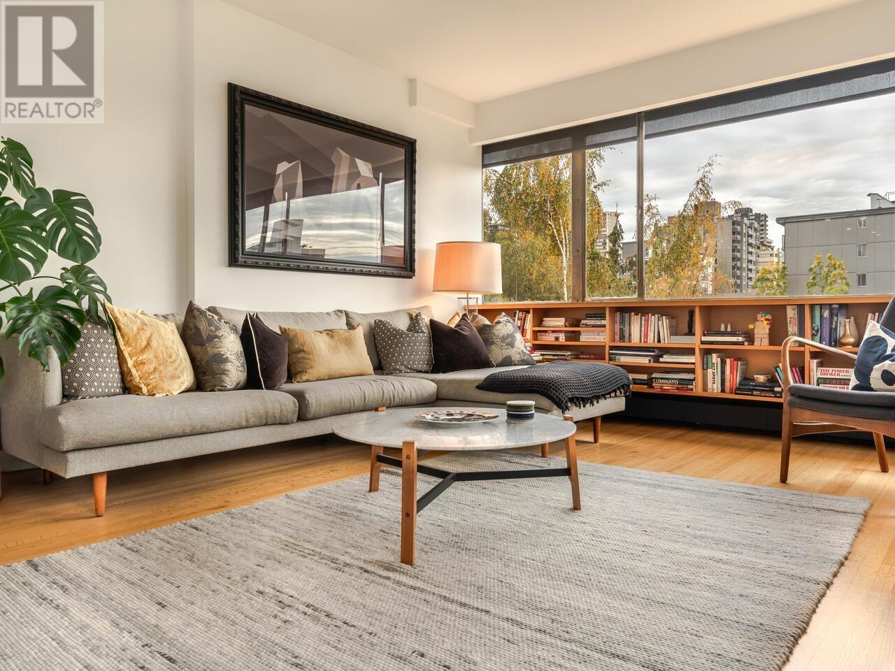 Listing Picture 12 of 20 : 604 1315 CARDERO STREET, Vancouver / 溫哥華 - 魯藝地產 Yvonne Lu Group - MLS Medallion Club Member