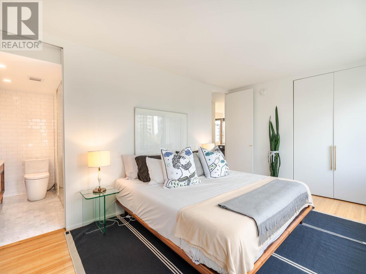 Listing Picture 15 of 20 : 604 1315 CARDERO STREET, Vancouver / 溫哥華 - 魯藝地產 Yvonne Lu Group - MLS Medallion Club Member