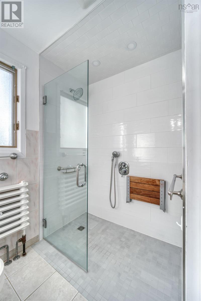 2461 Armcrescent East Drive, Halifax, Nova Scotia  B3L 3E2 - Photo 16 - 202504841