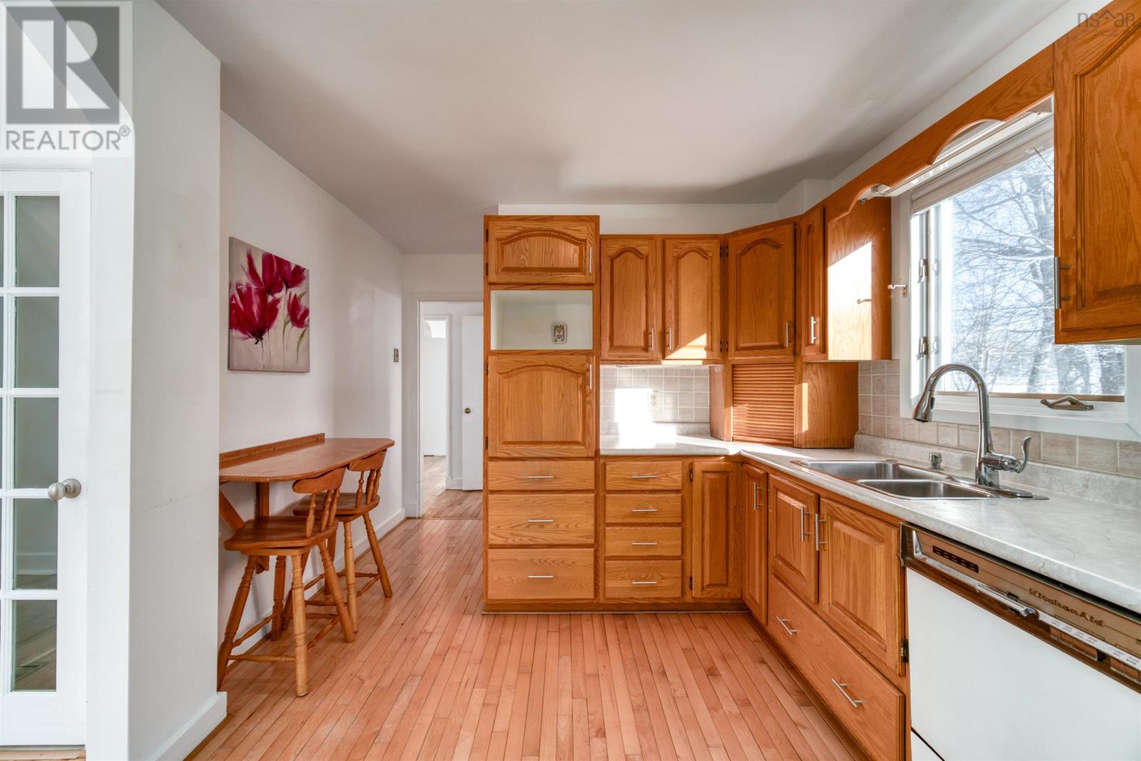 2461 Armcrescent East Drive, Halifax, Nova Scotia  B3L 3E2 - Photo 7 - 202504841