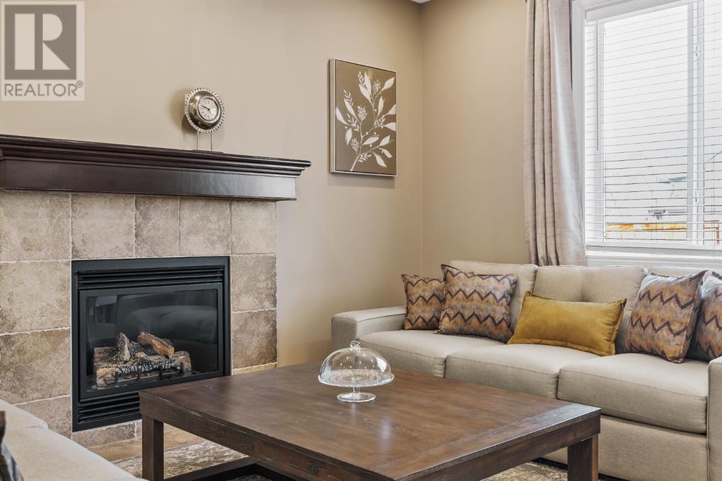 5 Tremblant Terrace Sw, Calgary, Alberta  T3H 0B9 - Photo 5 - A2201546