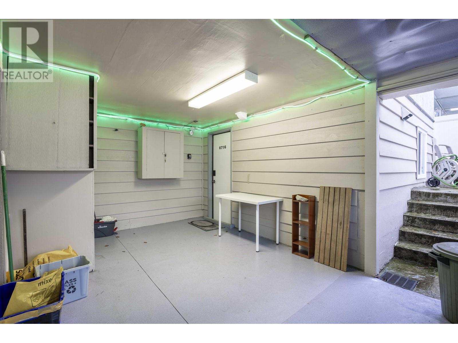 Listing Picture 30 of 31 : 6716 ROSS STREET, Vancouver / 溫哥華 - 魯藝地產 Yvonne Lu Group - MLS Medallion Club Member