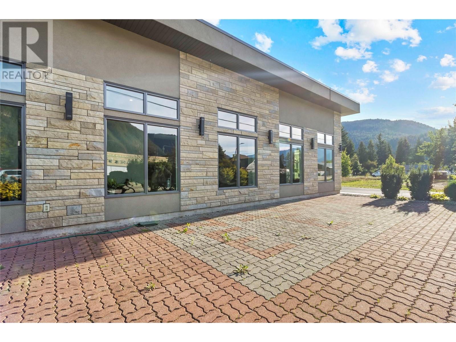 433 Main Street, Sicamous, British Columbia  V0E 2V0 - Photo 47 - 10323948