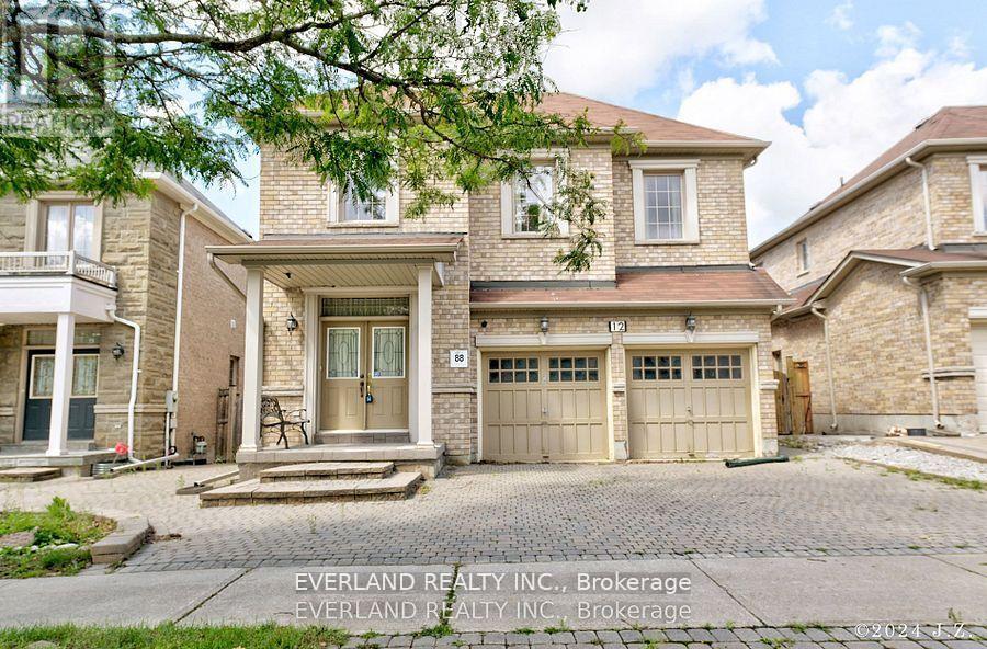 12 Ferretti Street, Vaughan, Ontario  L6A 0H7 - Photo 2 - N12021747