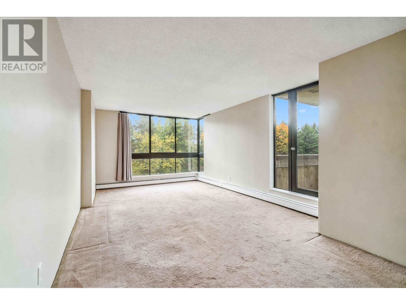 Listing Picture 2 of 36 : 403 9280 SALISH COURT, Burnaby / 本拿比 - 魯藝地產 Yvonne Lu Group - MLS Medallion Club Member