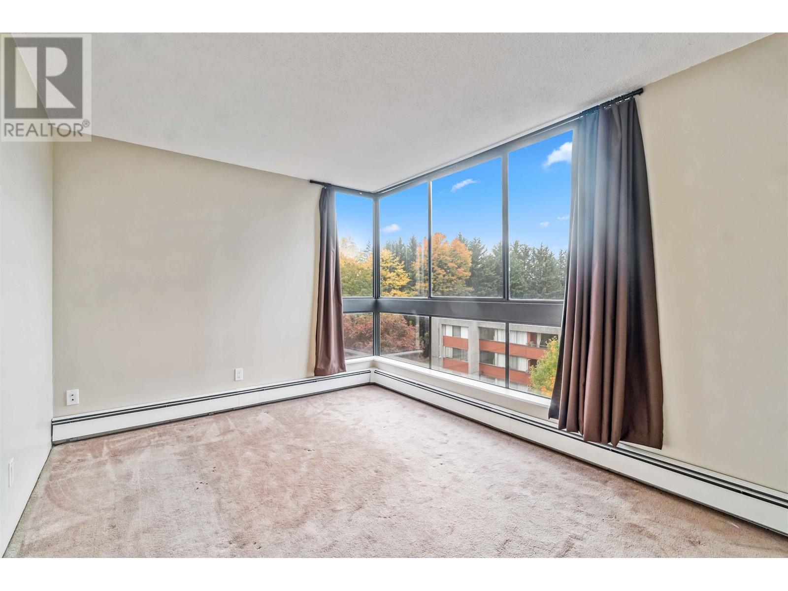 Listing Picture 14 of 36 : 403 9280 SALISH COURT, Burnaby / 本拿比 - 魯藝地產 Yvonne Lu Group - MLS Medallion Club Member