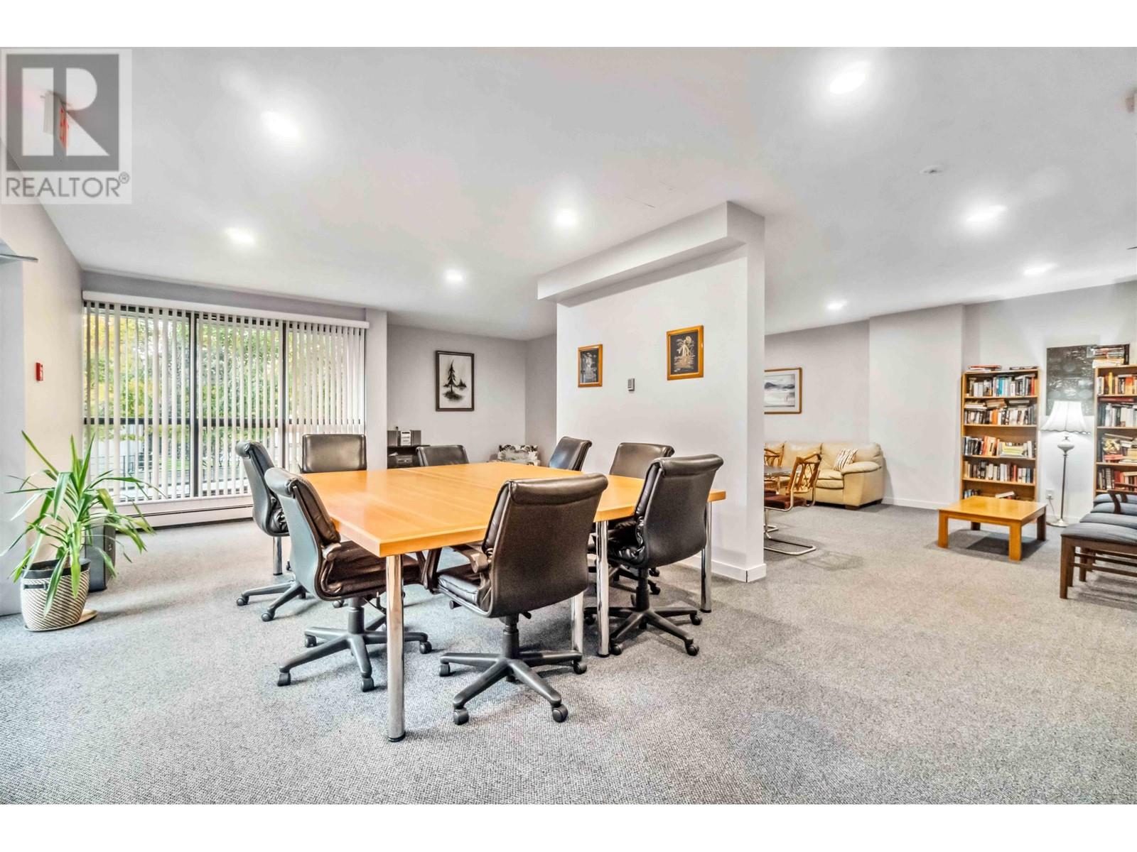 Listing Picture 29 of 36 : 403 9280 SALISH COURT, Burnaby / 本拿比 - 魯藝地產 Yvonne Lu Group - MLS Medallion Club Member