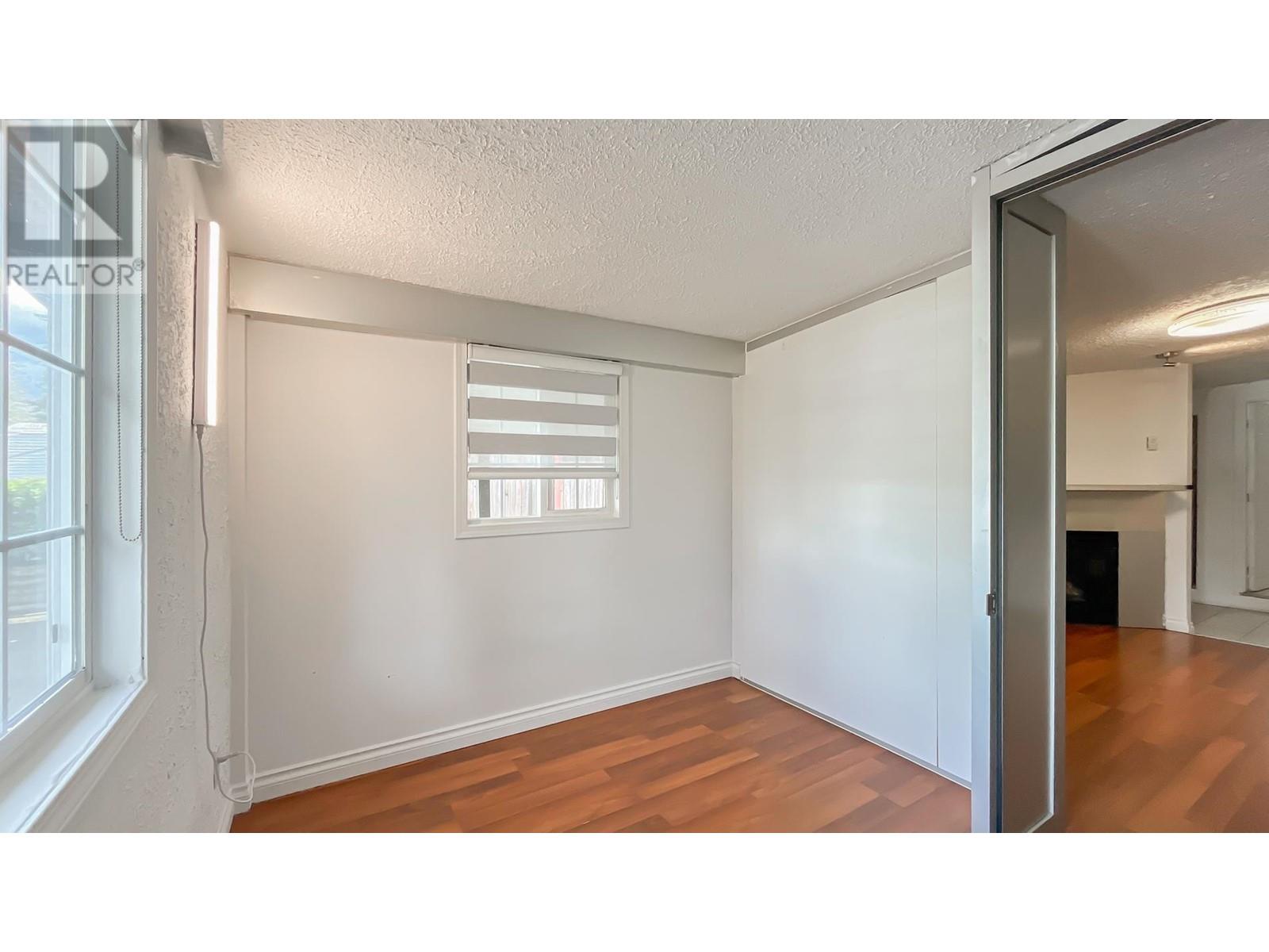 22950 Rogers Avenue, Maple Ridge, British Columbia  V2X 3Z9 - Photo 21 - R2977986