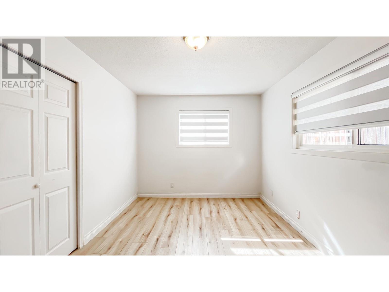 22950 Rogers Avenue, Maple Ridge, British Columbia  V2X 3Z9 - Photo 13 - R2977986