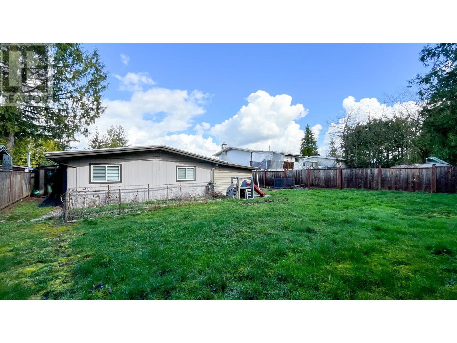 22950 Rogers Avenue, Maple Ridge, British Columbia  V2X 3Z9 - Photo 26 - R2977986