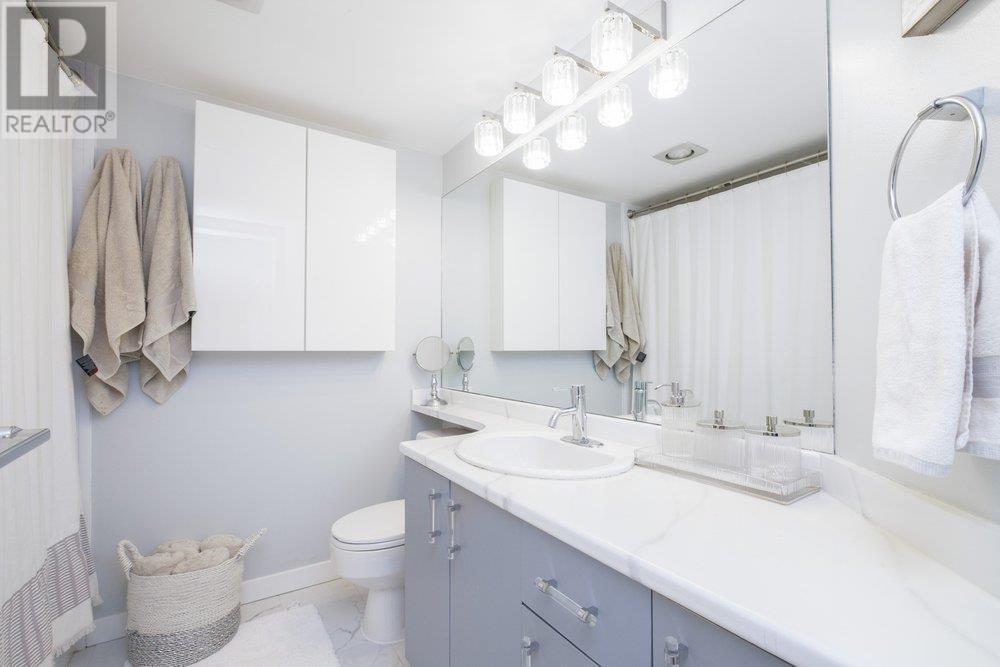 Listing Picture 14 of 24 : 1003 1500 HOWE STREET, Vancouver / 溫哥華 - 魯藝地產 Yvonne Lu Group - MLS Medallion Club Member