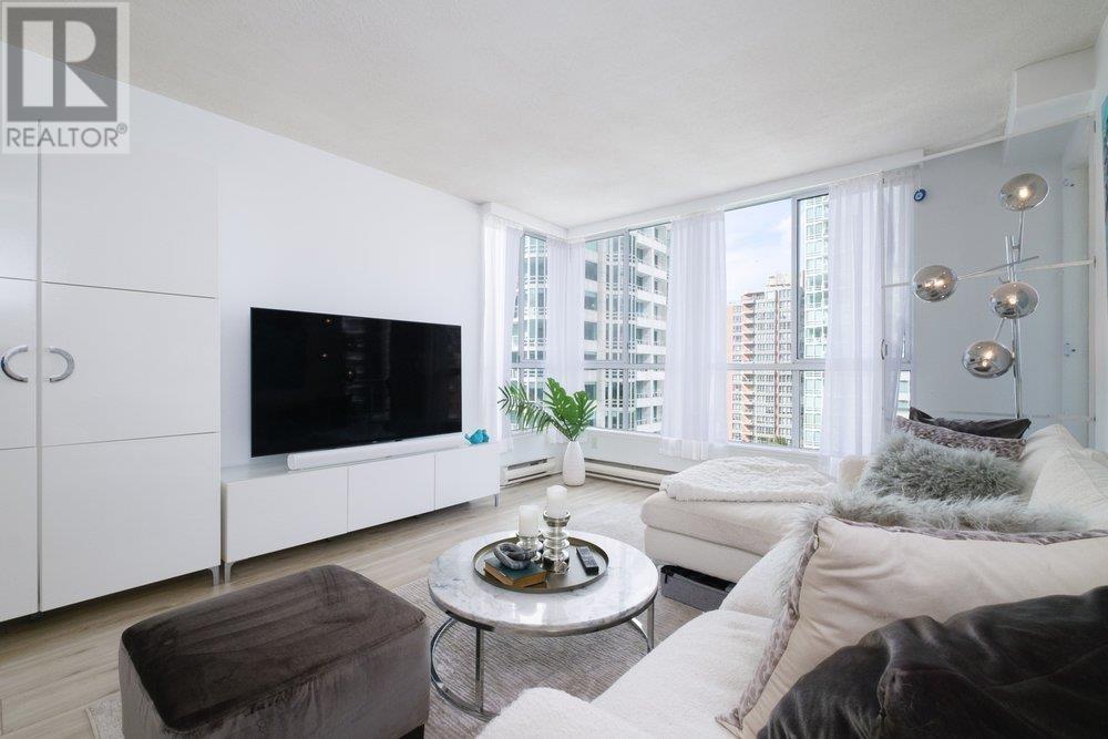 Listing Picture 8 of 24 : 1003 1500 HOWE STREET, Vancouver / 溫哥華 - 魯藝地產 Yvonne Lu Group - MLS Medallion Club Member