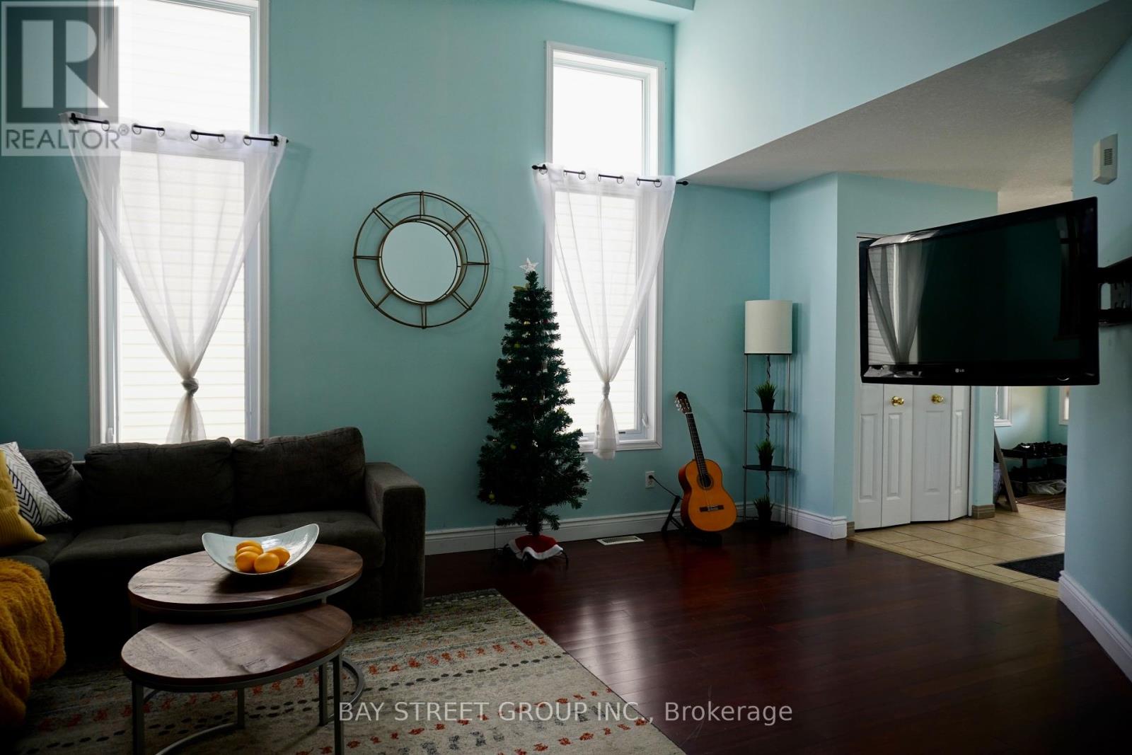 Property at 702 WILD GINGER AVENUE image 5