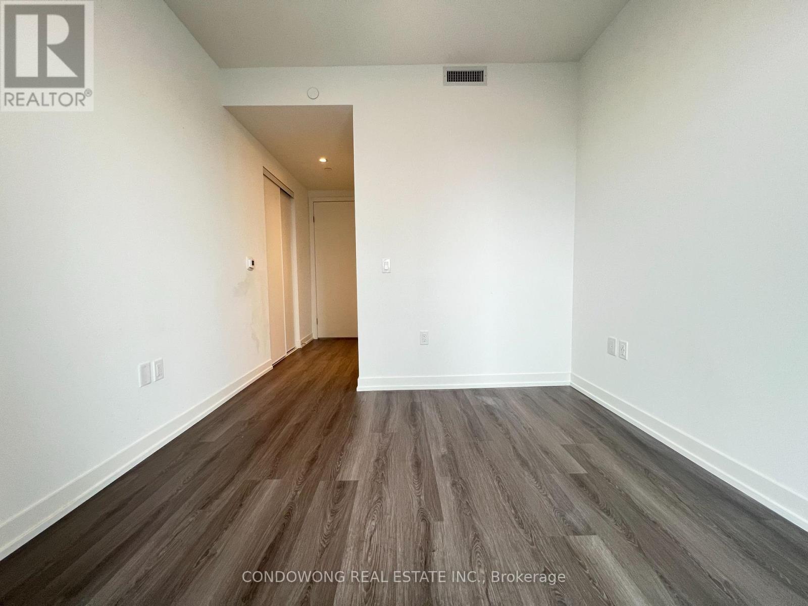 2107 - 138 Downes Street, Toronto, Ontario  M5E 0E4 - Photo 6 - C12021767