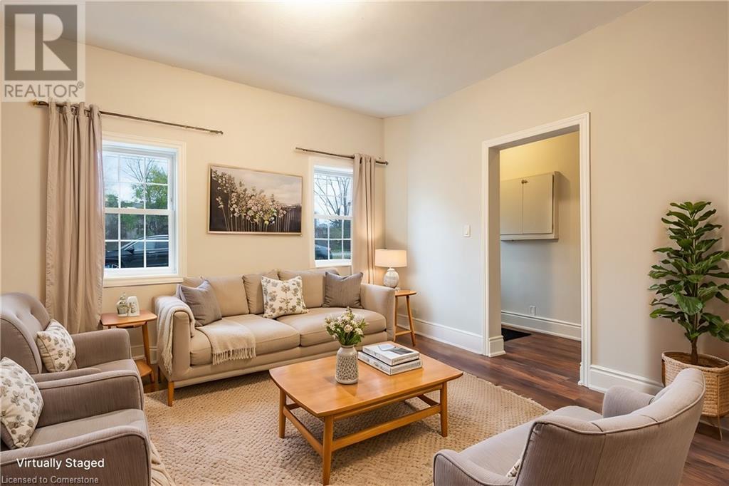 Property at 19 STRACHAN Street E image 5
