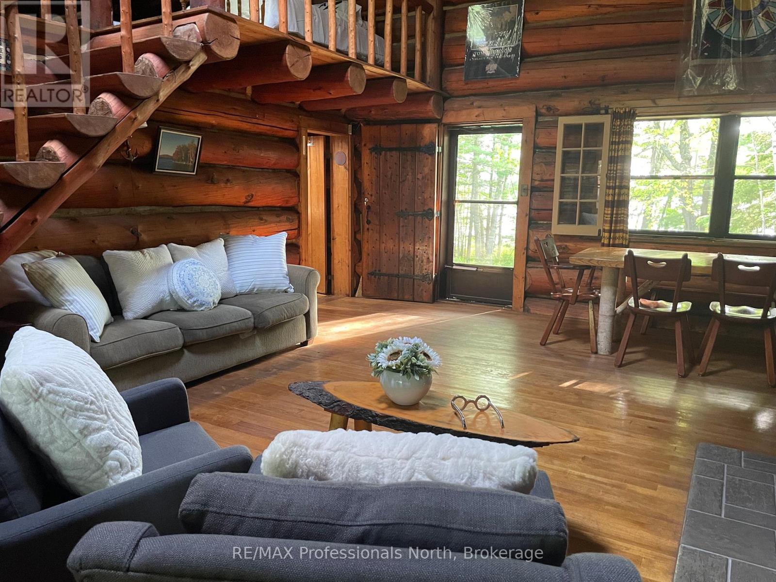 1174 Seabreeze Road, Lake Of Bays, Ontario  P0A 1H0 - Photo 5 - X12021790