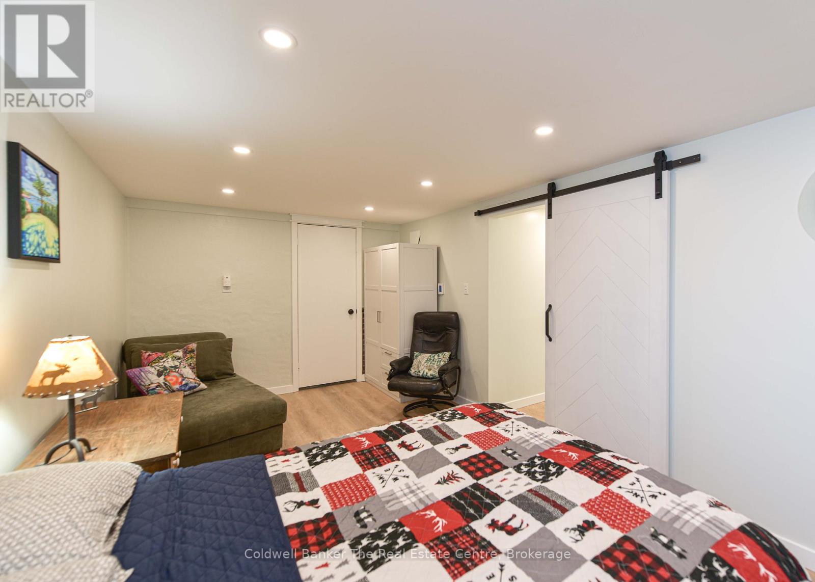 822 Pinedale Road, Gravenhurst, Ontario  P1P 1L3 - Photo 16 - X12021792