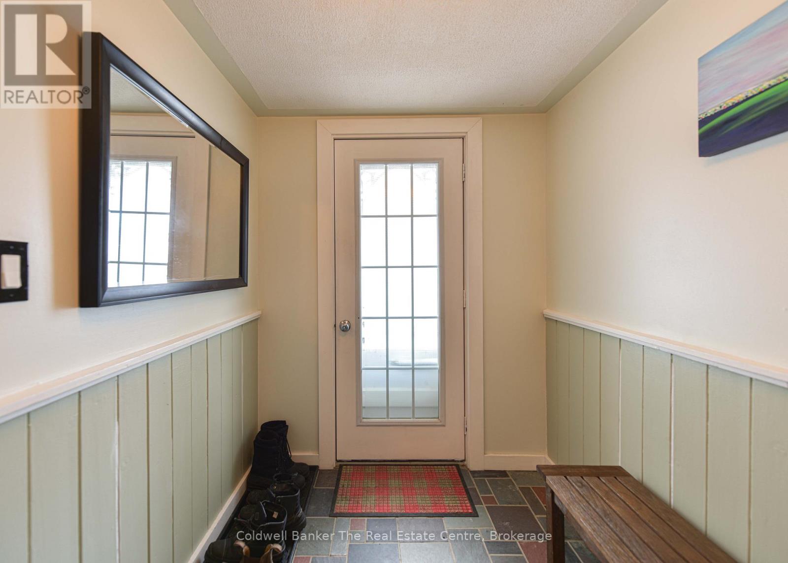 Property at 822 PINEDALE ROAD image 4