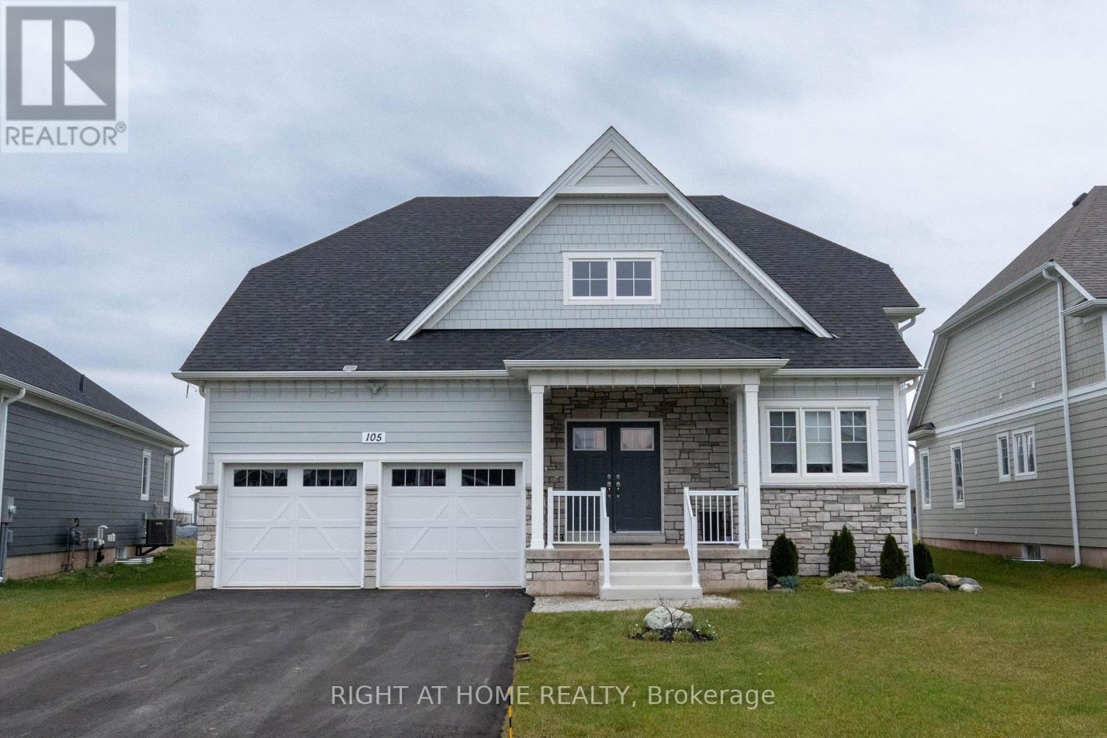 105 Laurens Lane, Georgian Bluffs, Ontario  N0H 1S0 - Photo 2 - X12021801