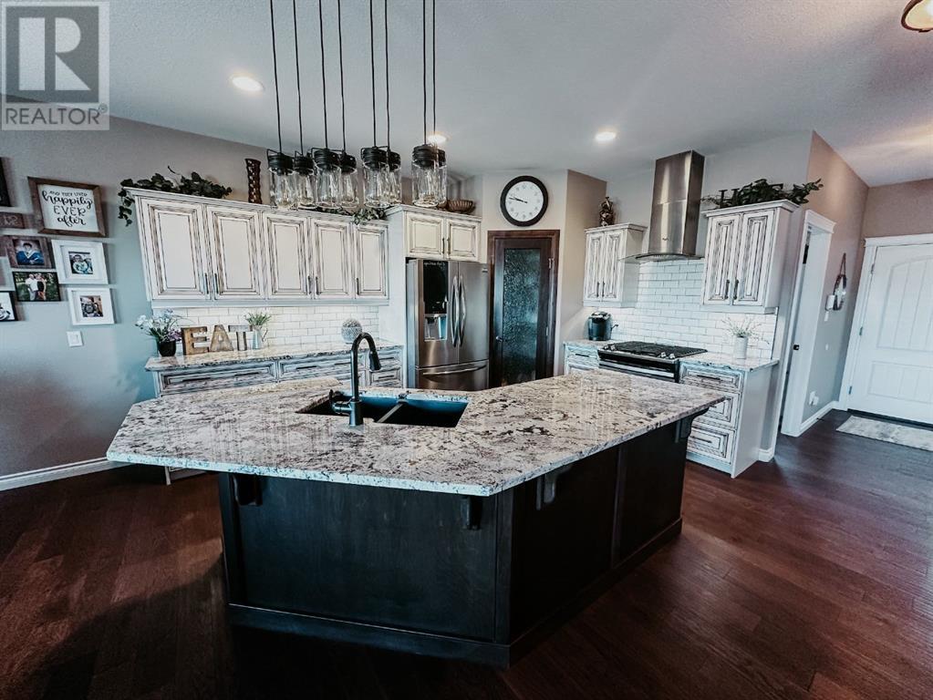 Property at 18 Riverdale Bend image 4