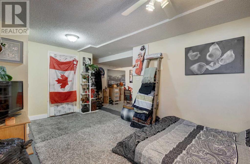101 Deerfield Terrace Se, Calgary, Alberta  T2J 6V2 - Photo 17 - A2201699