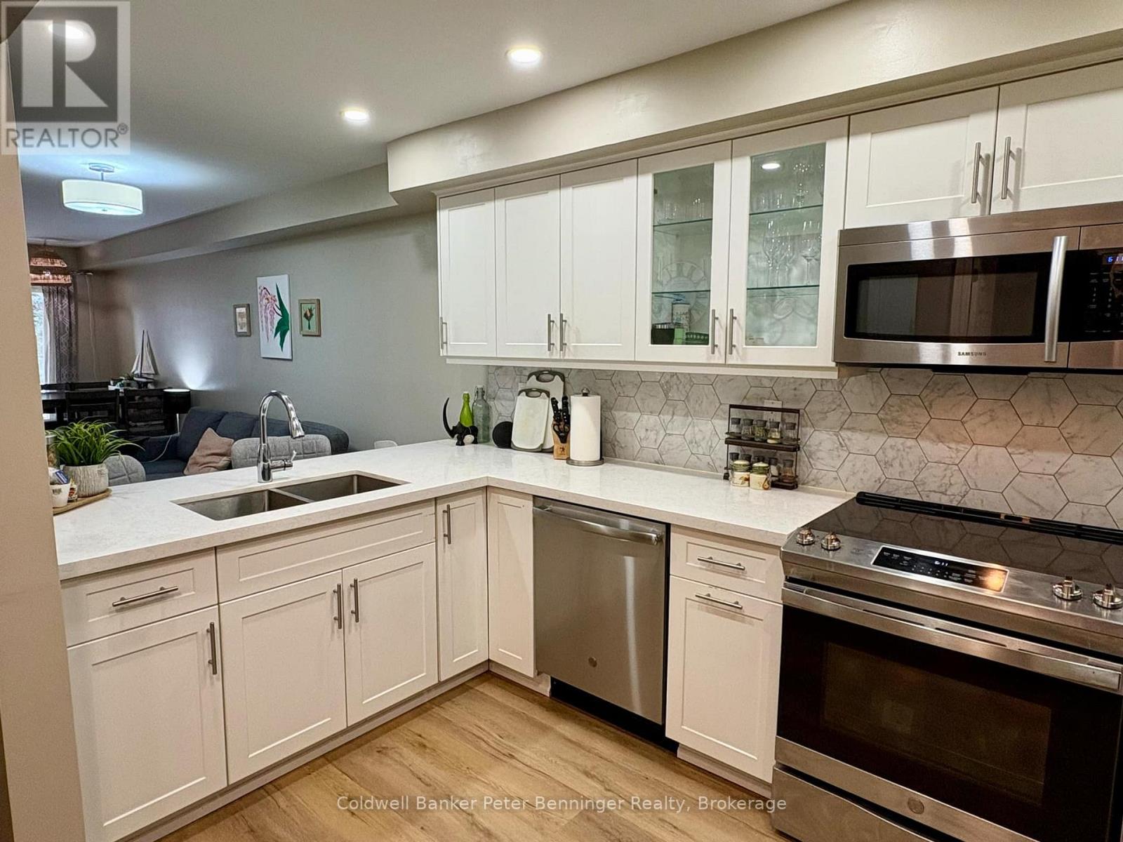 88 - 55 Bristol Road E, Mississauga, Ontario  L4Z 3N9 - Photo 4 - W12021818