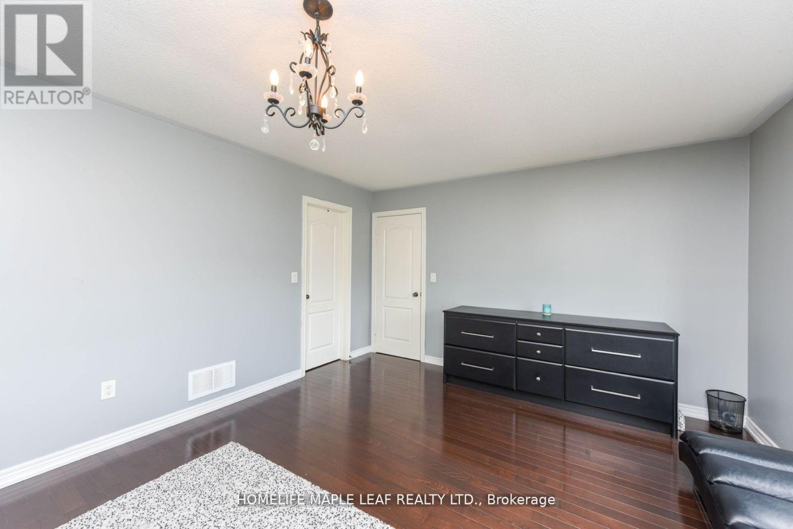 84 Latania Boulevard, Brampton, Ontario  L6P 2Z2 - Photo 21 - W12021822