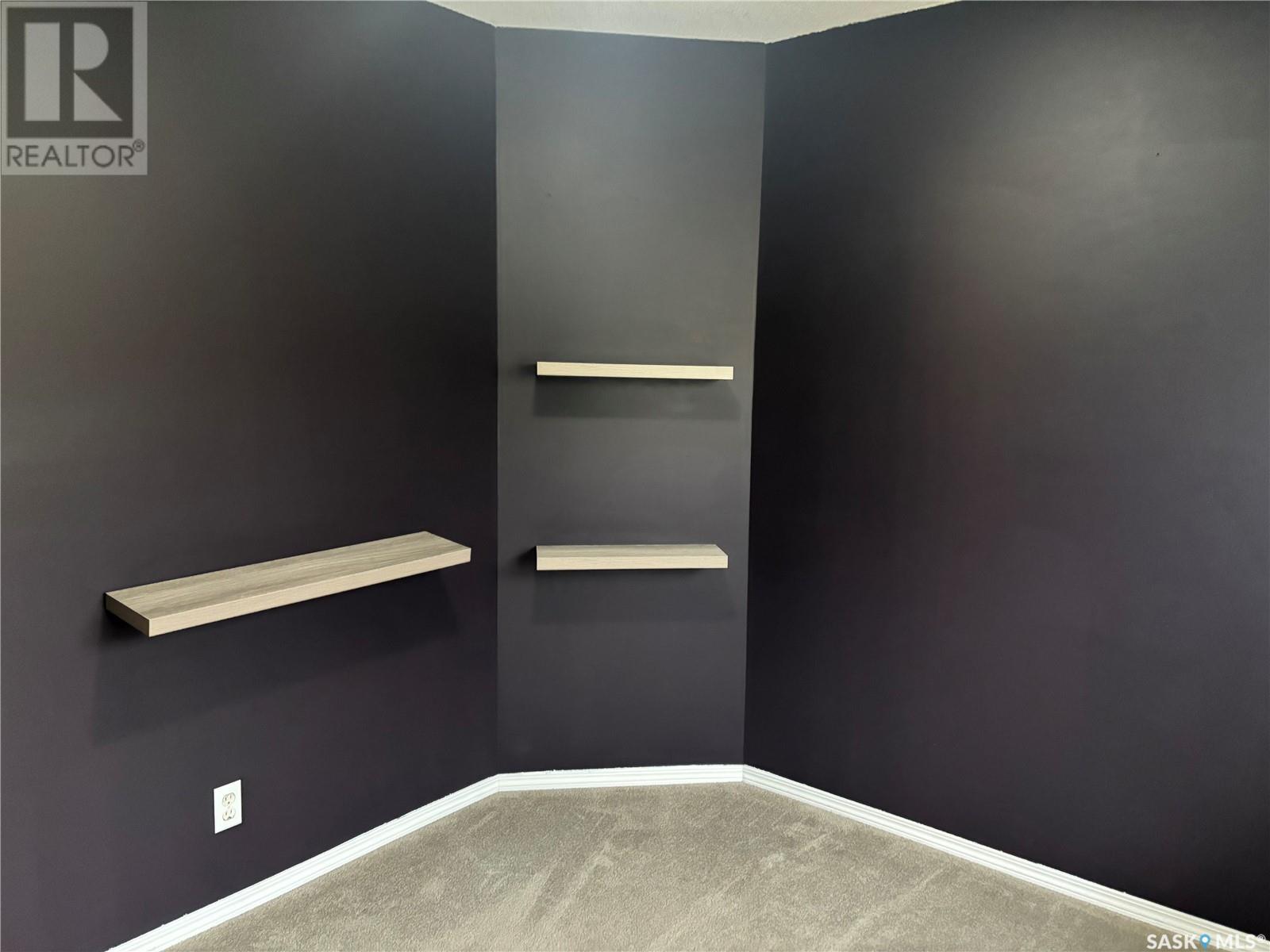 Property at 324 700 Battleford TRAIL image 5