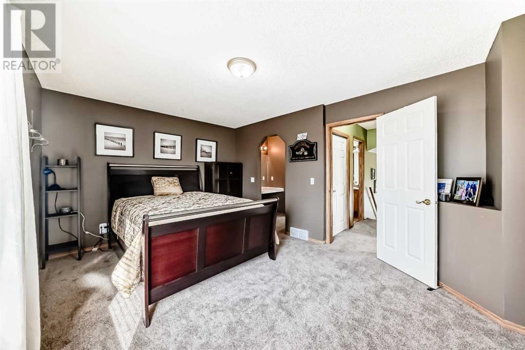 311 Mt Aberdeen Close Se, Calgary, Alberta  T2Z 3N4 - Photo 19 - A2195733