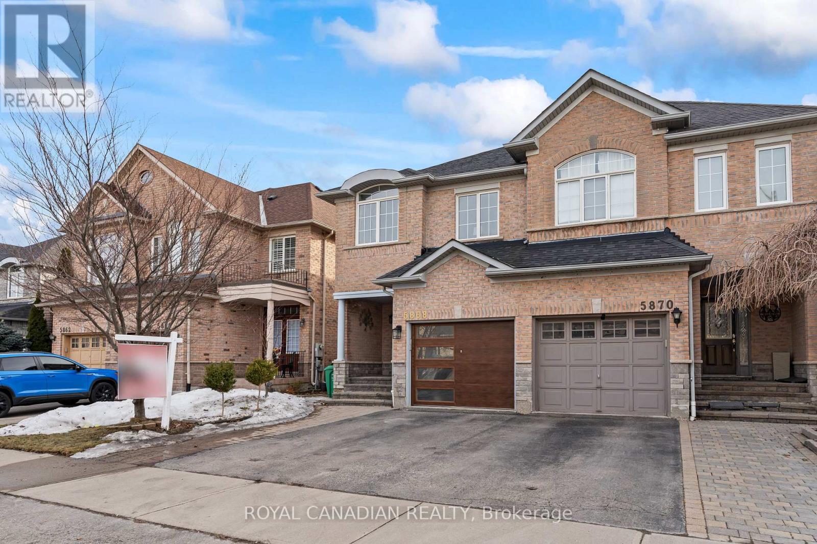 5868 Raftsman Cove, Mississauga, Ontario  L5M 6P2 - Photo 2 - W12021872