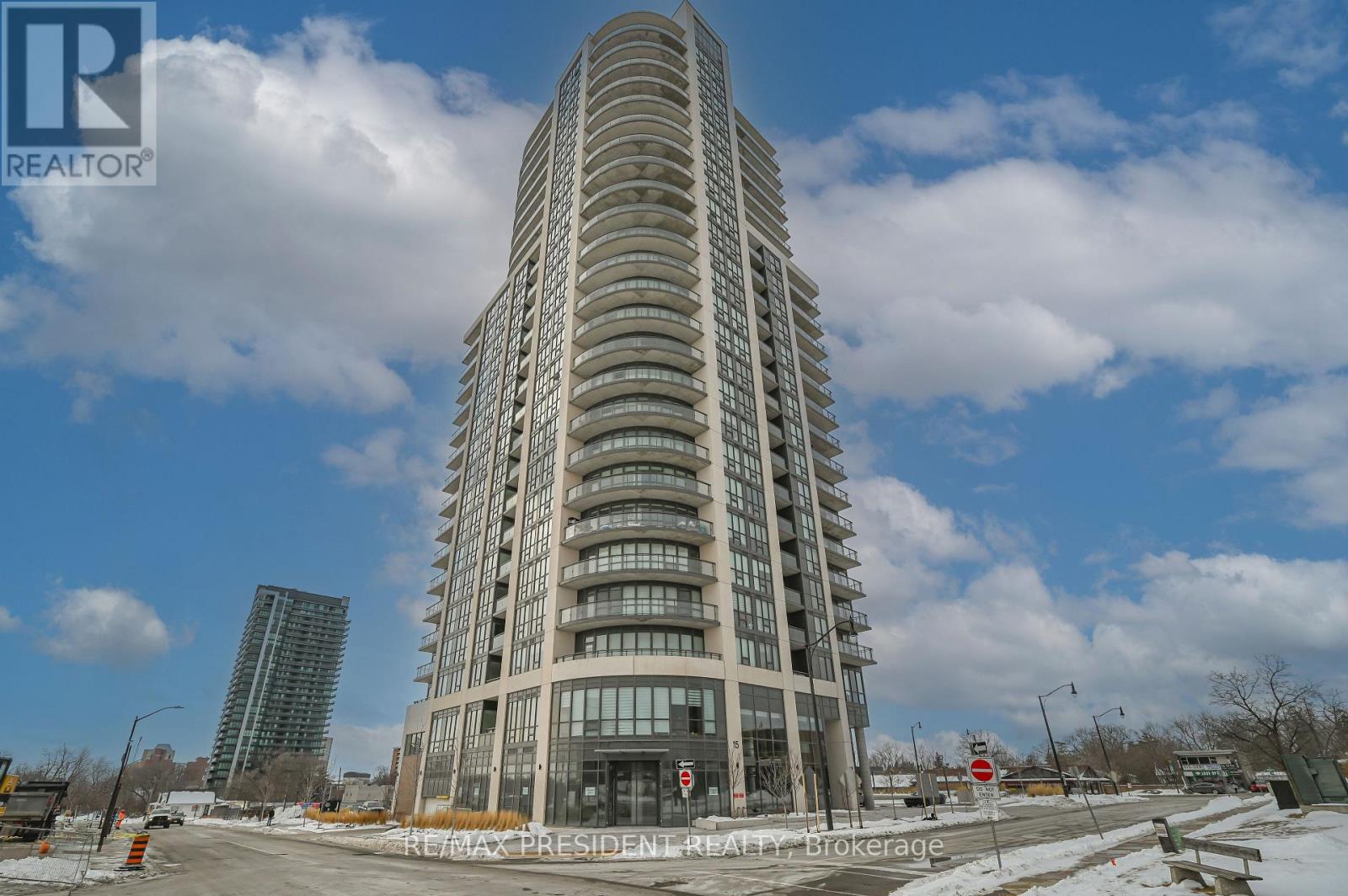 Property at 902 - 15 LYNCH STREET image 1
