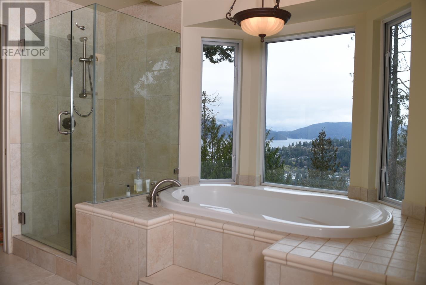 5339 Monte Bre Crescent, West Vancouver, British Columbia  V7W 3A7 - Photo 25 - R2976082